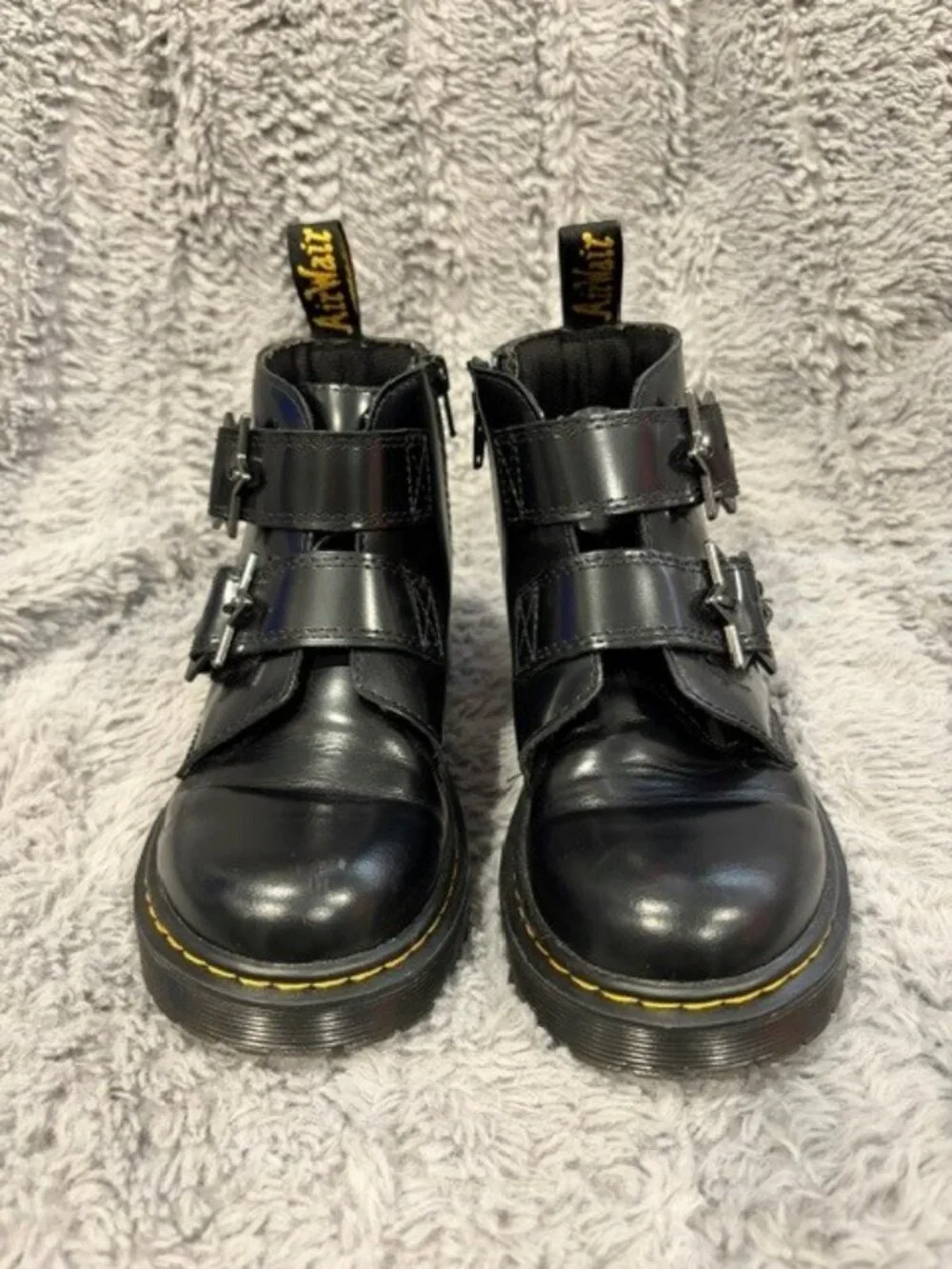 Doc Marten Kids Devon Bex Star Water Repellent boot size 3 GUC!